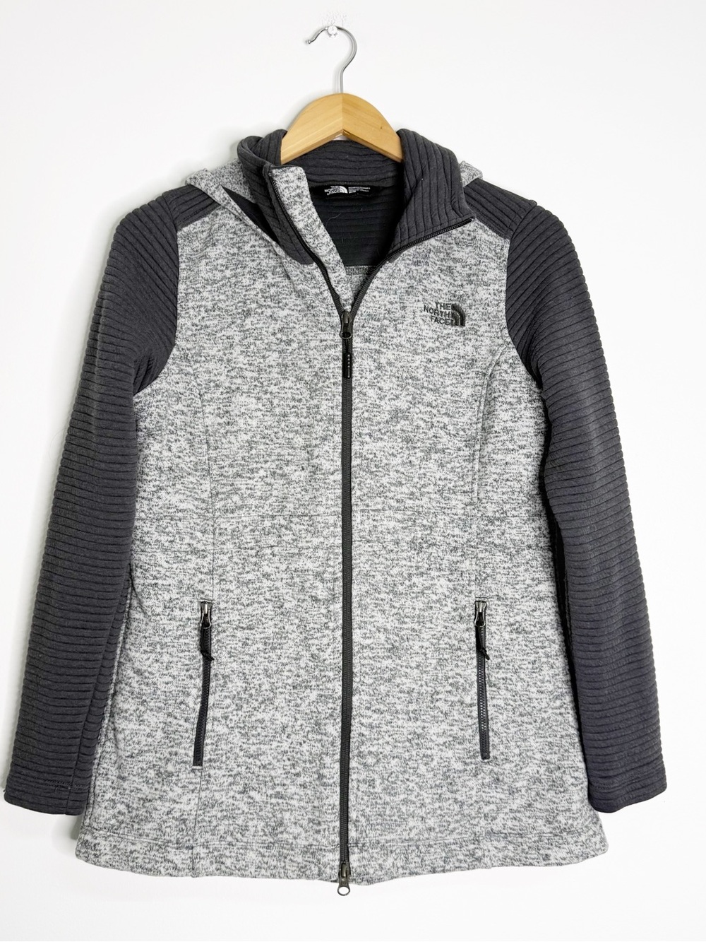 The North Face Indi Hooded Fleece Jacket Gray Women’s Medium Full Zip